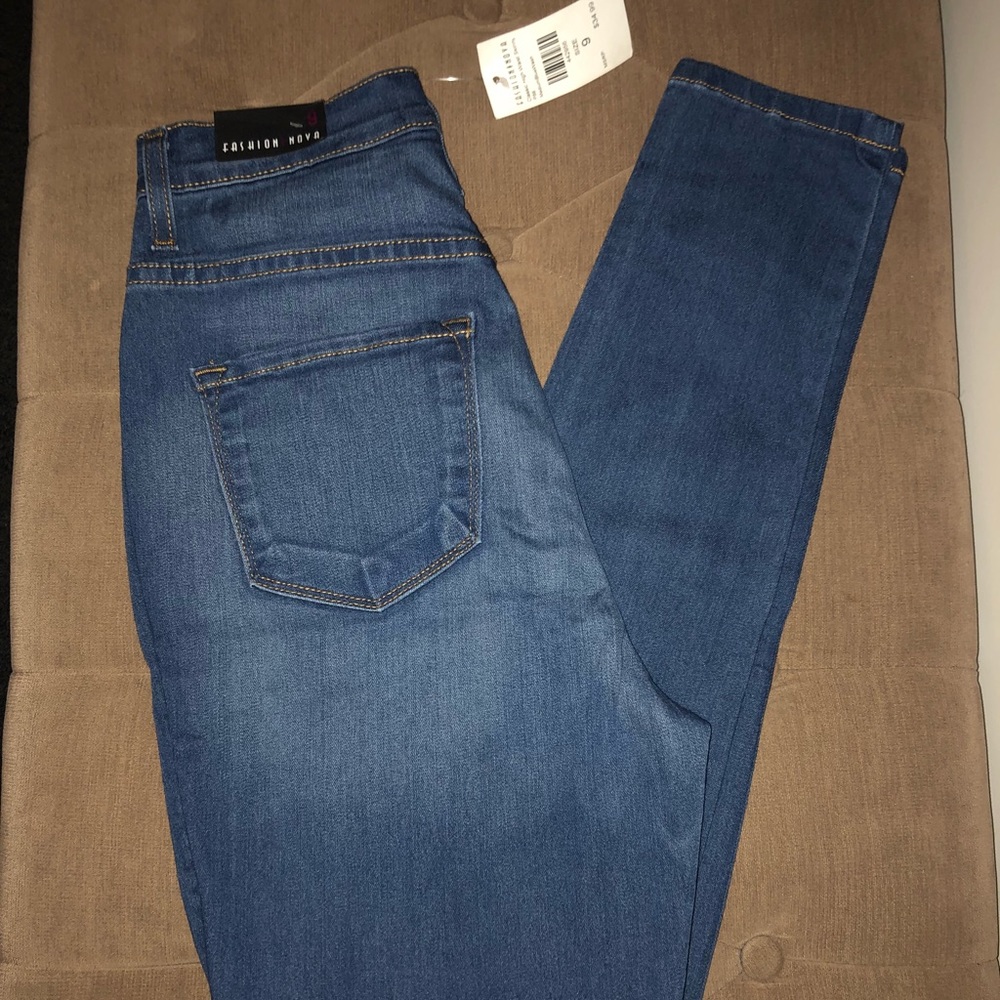 Classic High Waist Skinny Jeans- Medium Wash